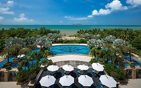Crowne Plaza Resort Sanya Bay 5